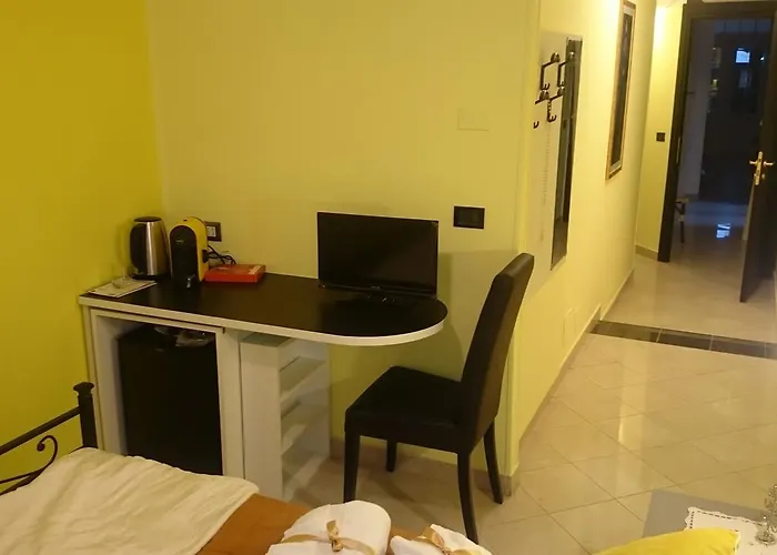 Giulia Pensión Moneglia