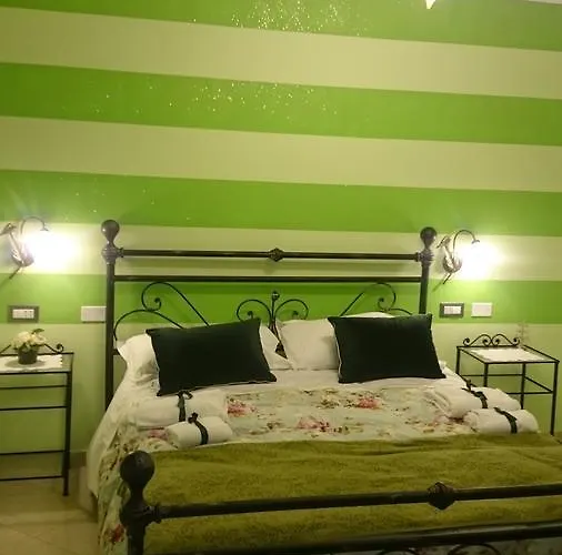 Giulia Pensión Moneglia